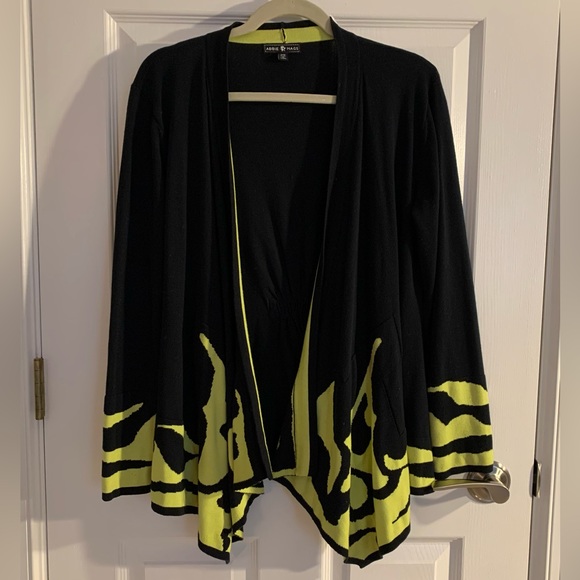 Abbie Mags black and chartreuse cardigan…..very good condition! - Picture 1 of 8